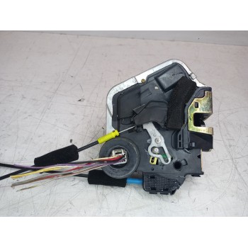 Recambio de cerradura puerta trasera derecha para lexus rx 300(mcu35) luxury referencia OEM IAM 6905060070  