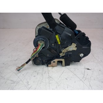 Recambio de cerradura puerta delantera izquierda para lexus rx 300(mcu35) luxury referencia OEM IAM 6904048070  