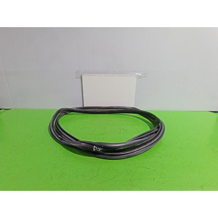 Recambio de goma contorno para toyota auris touring sports (e18) hybrid feel! edition referencia OEM IAM 6786202250  