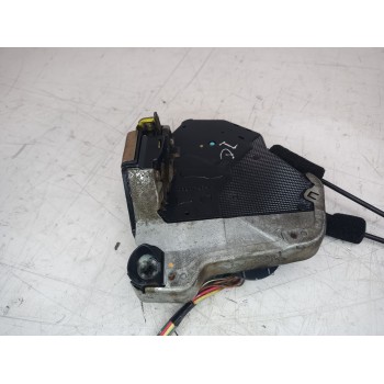 Recambio de cerradura puerta delantera izquierda para lexus rx 300(mcu35) luxury referencia OEM IAM 6904048070  