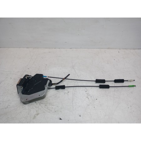 Recambio de cerradura puerta trasera izquierda para lexus rx 300(mcu35) luxury referencia OEM IAM 6906060070  