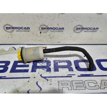 Recambio de deposito servo para land rover range rover sport 3.6 td v8 referencia OEM IAM QFX500060  