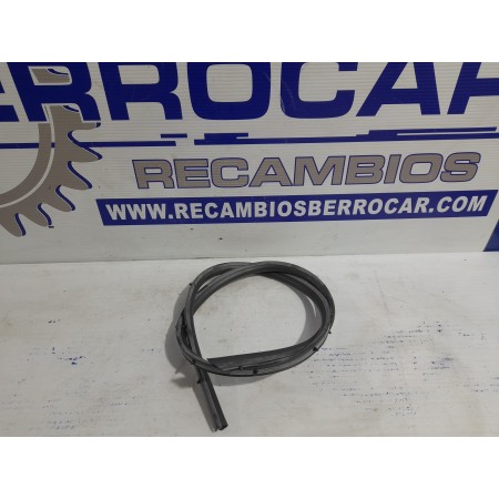 Recambio de goma contorno para peugeot 406 break (s1/s2) referencia OEM IAM 9023LJ  