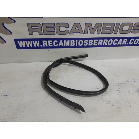 Recambio de goma contorno para peugeot 307 break / sw (s1) referencia OEM IAM 9023PK  
