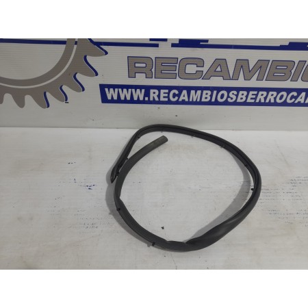 Recambio de goma contorno para peugeot 307 cc (s2) referencia OEM IAM 9023PK  