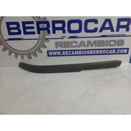 Recambio de molduras delanteras para opel vectra c berlina 1.9 cdti referencia OEM IAM 13182880L  