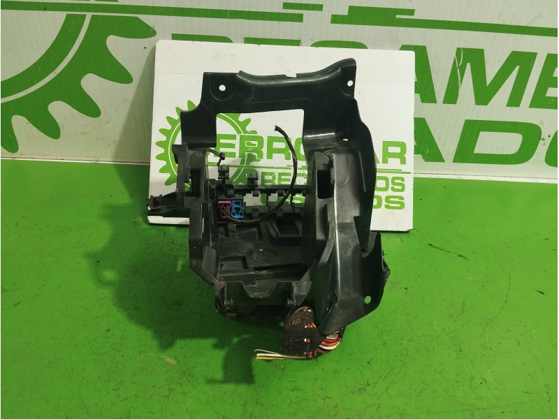 Recambio de caja reles / fusibles para volkswagen golf v berlina (1k1) 1.9 tdi referencia OEM IAM 1K0937049N  