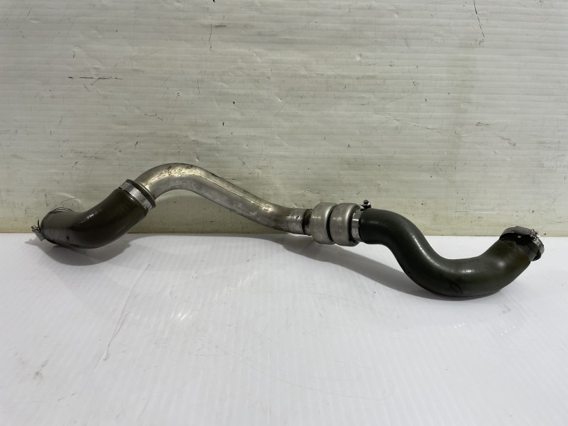 Recambio de tubo intercooler para renault scenic ii grand confort dynamique referencia OEM IAM 8200522977  