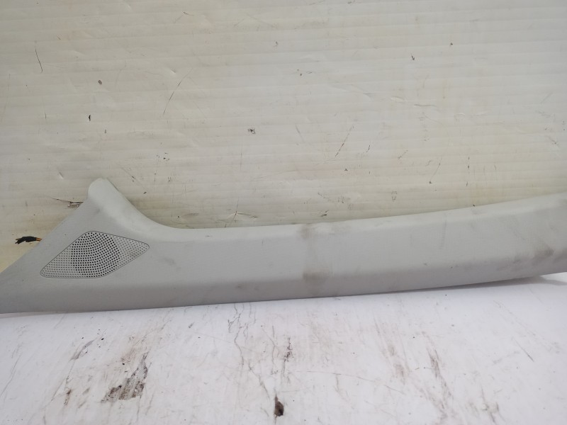 Recambio de moldura izquierda para seat ibiza (kj1) reference referencia OEM IAM 96025060  