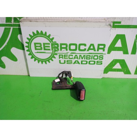 Recambio de enganche cinturon trasero central para citroën c4 berlina collection referencia OEM IAM 8975E5  
