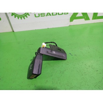 Recambio de enganche cinturon trasero central para citroën c4 berlina collection referencia OEM IAM 8975E5  