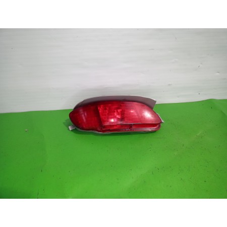 Recambio de piloto trasero antiniebla izquierdo para lexus rx 300(mcu35) luxury referencia OEM IAM 8192048030  