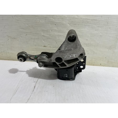 Recambio de soporte motor derecho para renault scenic ii grand confort dynamique referencia OEM IAM 8200437465  