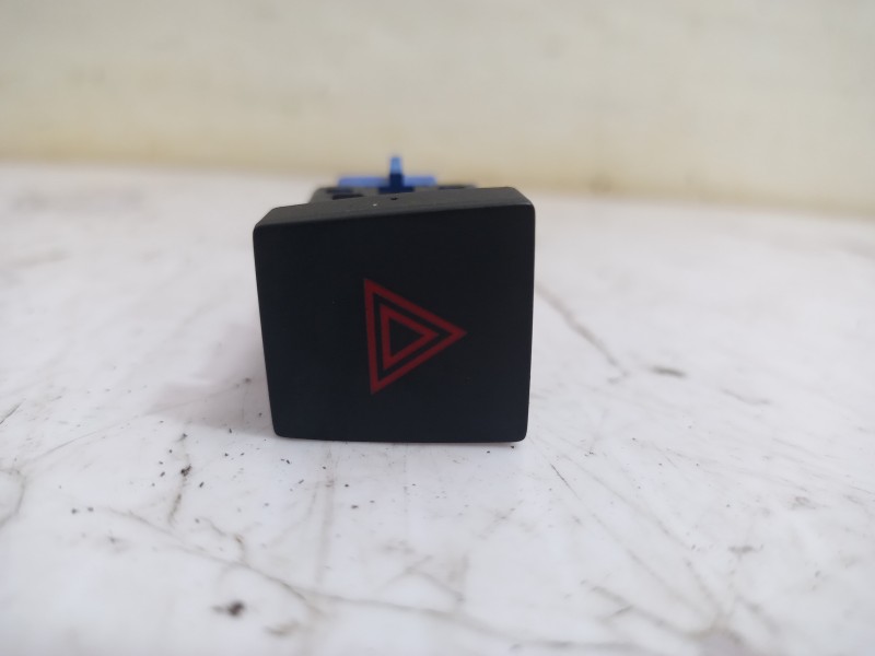 Recambio de warning para seat ibiza (kj1) reference referencia OEM IAM 6F0953235  