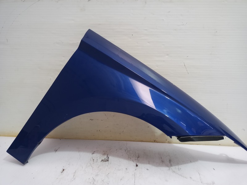 Recambio de aleta delantera derecha para seat ibiza (kj1) reference referencia OEM IAM 6F0821106B  