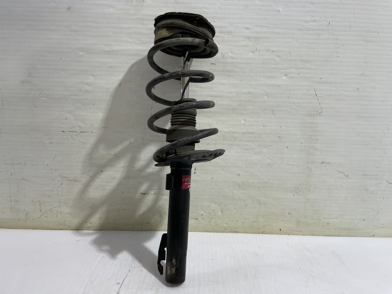 Recambio de amortiguador delantero derecho para renault scenic ii grand confort dynamique referencia OEM IAM 8200851839  