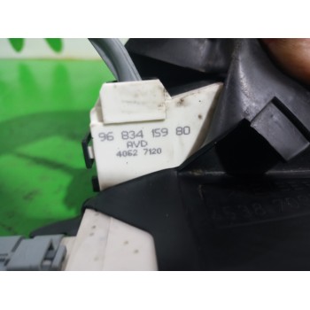 Recambio de cerradura puerta delantera derecha para citroën c4 berlina collection referencia OEM IAM 9683415980  