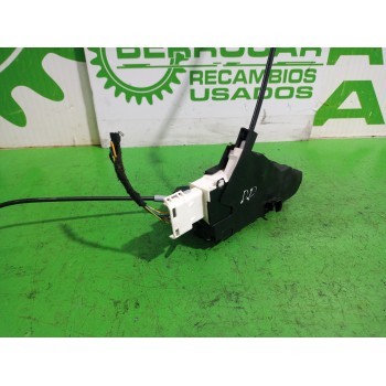Recambio de cerradura puerta delantera derecha para citroën c4 berlina collection referencia OEM IAM 9683415980  