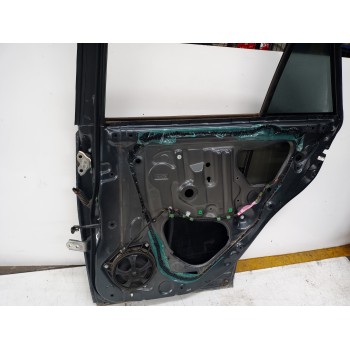 Recambio de puerta trasera derecha para lexus rx 300(mcu35) luxury referencia OEM IAM 6700348080  