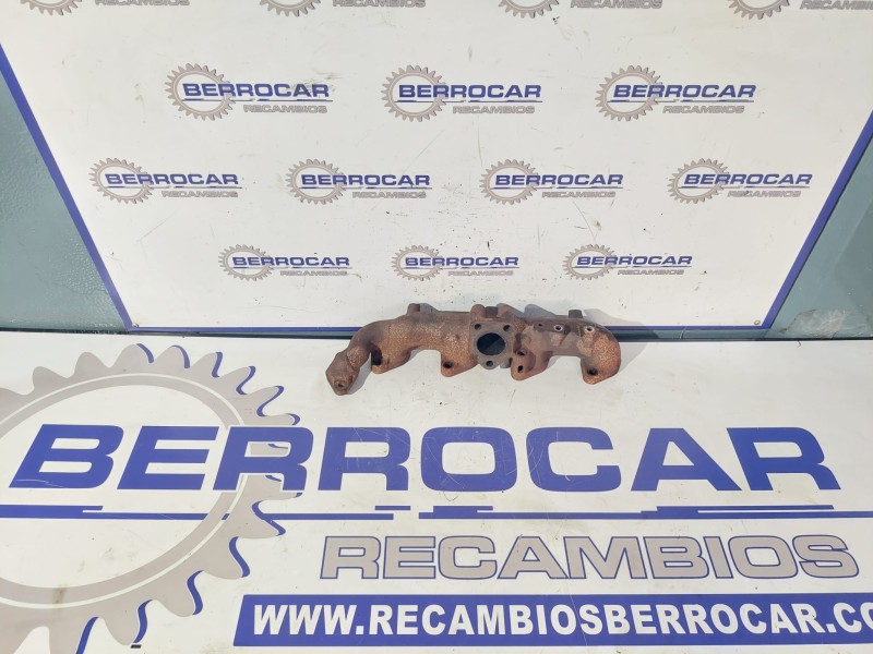 Recambio de colector escape para kia sorento 2.5 crdi referencia OEM IAM 285114A470  