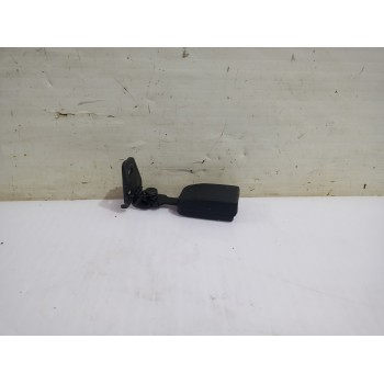 Recambio de enganche cinturon trasero izquierdo para renault scenic ii grand confort dynamique referencia OEM IAM B6015088  