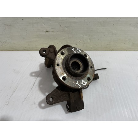 Recambio de mangueta delantera izquierda para renault scenic ii grand confort dynamique referencia OEM IAM 8200297028  