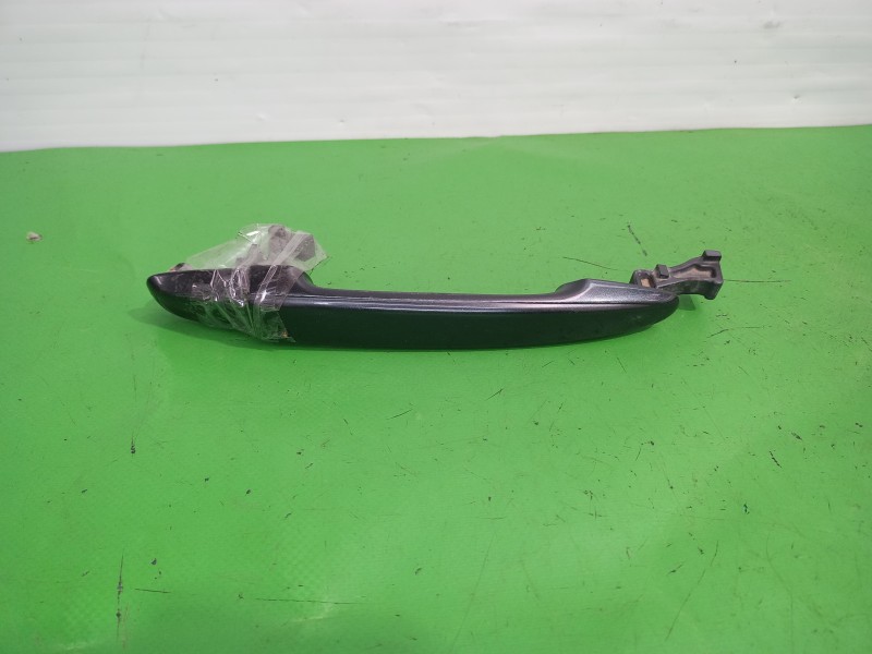 Recambio de maneta exterior delantera derecha para lexus rx 300(mcu35) luxury referencia OEM IAM 6921128070B7  