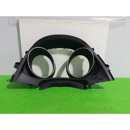 Recambio de moldura para toyota auris touring sports (e18) hybrid feel! edition referencia OEM IAM 5543502510  