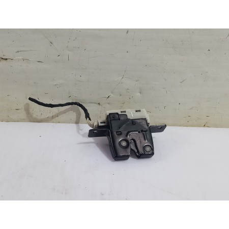 Recambio de cerradura maletero / porton para renault scenic ii grand confort dynamique referencia OEM IAM 8200078240  