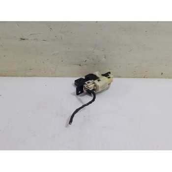 Recambio de cerradura maletero / porton para renault scenic ii grand confort dynamique referencia OEM IAM 8200078240  