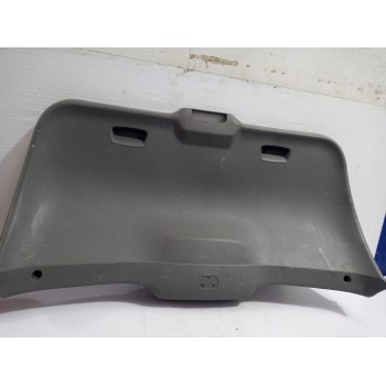 Recambio de guarnecido porton trasero para renault scenic ii grand confort dynamique referencia OEM IAM 8200084296  