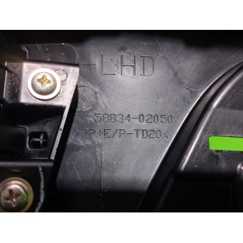 Recambio de moldura para toyota auris touring sports (e18) hybrid feel! edition referencia OEM IAM 5883402050  