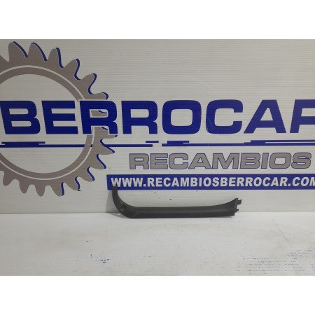 Recambio de molduras traseras para citroën xsara coupe 1.9 diesel referencia OEM IAM 9626837177  