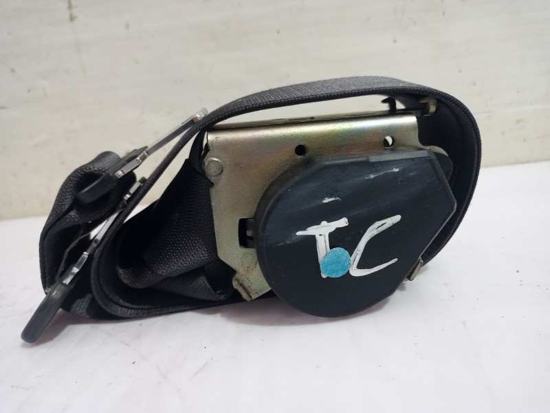 Recambio de cinturon seguridad trasero central para renault scenic ii grand confort dynamique referencia OEM IAM 8200699581  