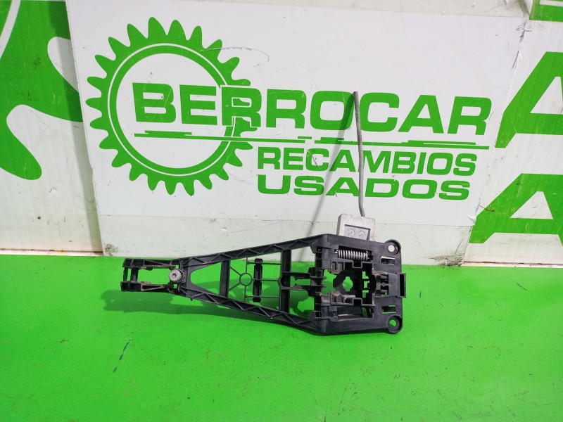 Recambio de maneta exterior trasera izquierda para opel astra h berlina essentia referencia OEM IAM 138673  