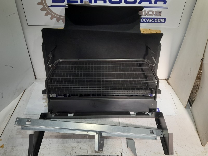 Recambio de asientos traseros para nissan leaf referencia OEM IAM   