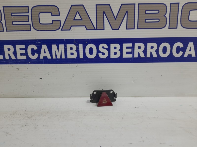 Recambio de warning para peugeot 307 (s1) 2.0 hdi cat referencia OEM IAM PA66GB15GF7  