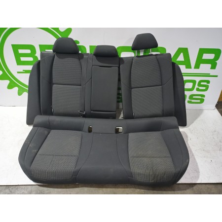 Recambio de asientos traseros para peugeot 508 active referencia OEM IAM 8847C9  