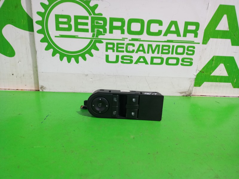 Recambio de mando elevalunas delantero izquierdo para opel astra h berlina essentia referencia OEM IAM 13228706  