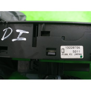 Recambio de mando elevalunas delantero izquierdo para opel astra h berlina essentia referencia OEM IAM 13228706  