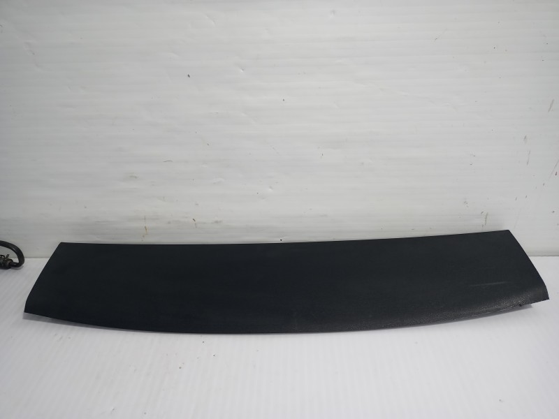 Recambio de moldura para kia sportage (nq5) drive referencia OEM IAM 81721R2000  