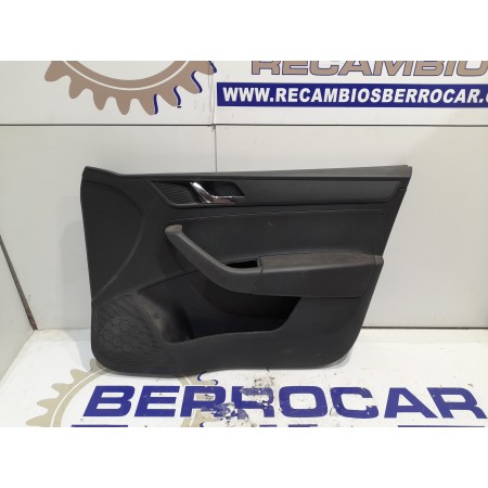 Recambio de guarnecido puerta delantera derecha para skoda spaceback (5h) 1.6 tdi referencia OEM IAM 5JA837974  