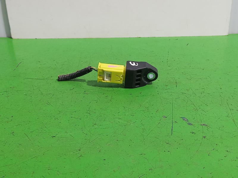 Recambio de sensor para toyota auris touring sports (e18) hybrid feel! edition referencia OEM IAM 8983102160  