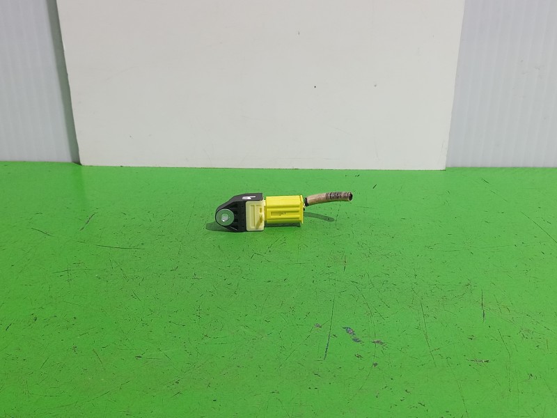 Recambio de sensor para toyota auris touring sports (e18) hybrid feel! edition referencia OEM IAM 8983102160  