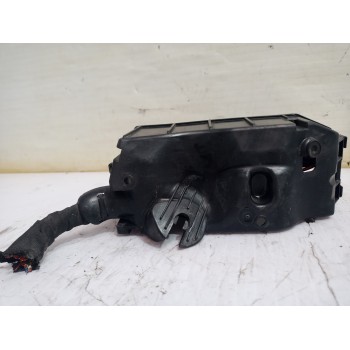 Recambio de caja reles / fusibles para seat ibiza (kj1) reference referencia OEM IAM 2Q0927165A  