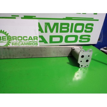 Recambio de refuerzo paragolpes trasero para peugeot 508 active referencia OEM IAM 9686539380  