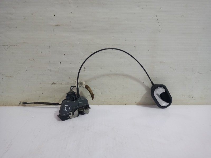 Recambio de cerradura puerta trasera izquierda para renault scenic ii grand confort dynamique referencia OEM IAM 8200119330  