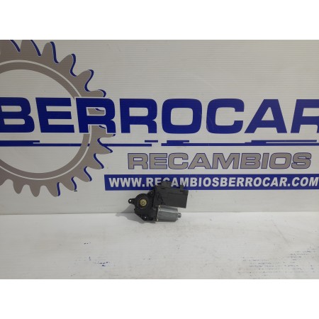 Recambio de motor elevalunas delantero derecho para peugeot 307 (s1) 2.0 hdi cat referencia OEM IAM 9634457480  