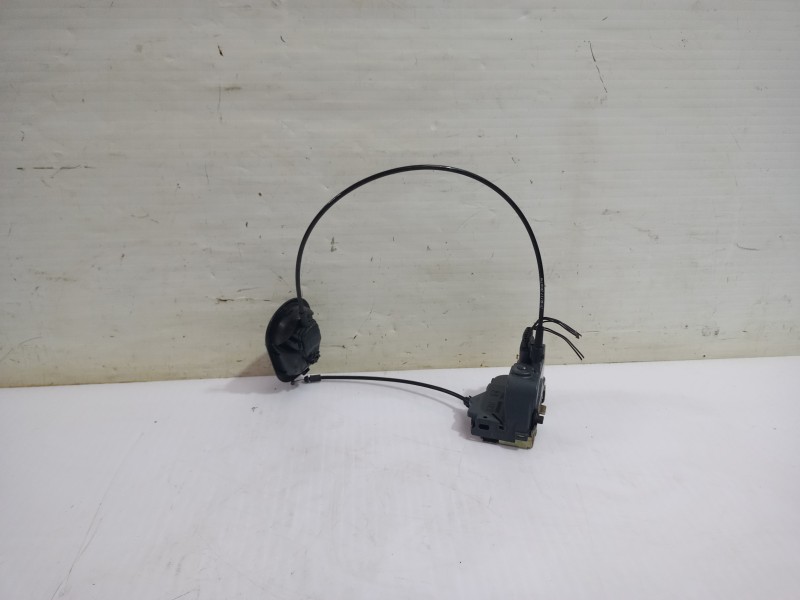 Recambio de cerradura puerta trasera derecha para renault scenic ii grand confort dynamique referencia OEM IAM 8200119329  