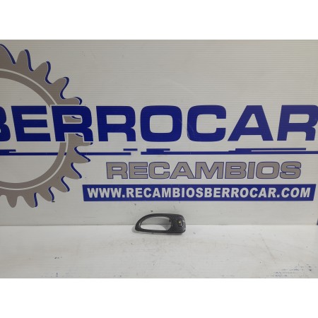 Recambio de mando elevalunas trasero derecho para peugeot 307 (s1) 2.0 hdi cat referencia OEM IAM 96360166  